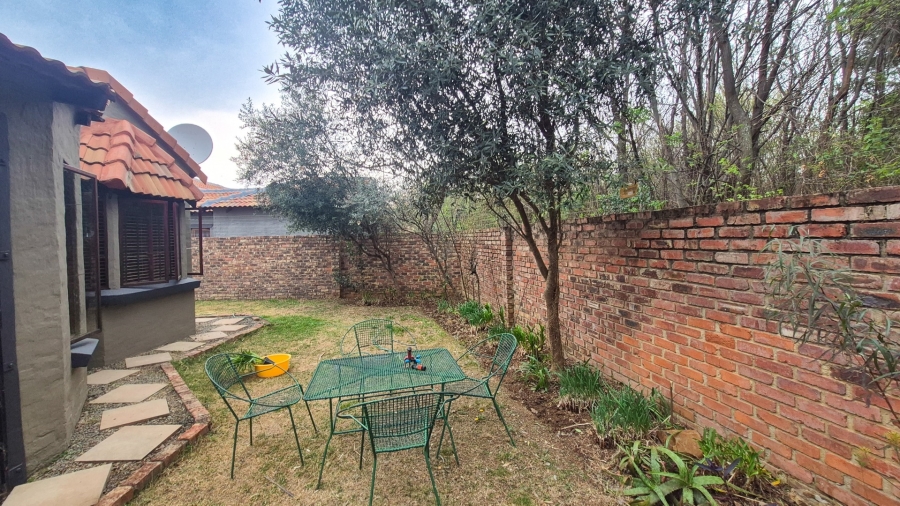 3 Bedroom Property for Sale in Mooivallei Park North West